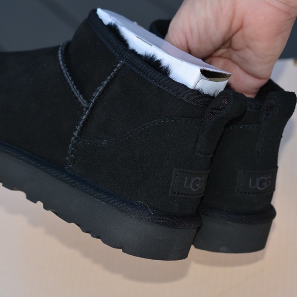 UGG Classic Ultra Mini Sheepskin Suede Boots Black Size 9 - Picture 5 of 9